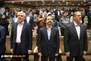 رئیس دانشگاه ملی مهارت در آیین اختتامیه سومین همایش ملی مهارت‌افزایی، هدایت شغلی و صلاحیت حرفه‌ای در آموزش عالی کشور:

امروز مهارت نه یک انتخاب بلکه یک ضرورت اجتناب‌ناپذیر است/ مسیر توسعه اقتصادی کشور از تربیت نیروهای توانمند و اشتغال‌پذیر می‌گذرد/ جوانان در دانشگاه ملی مهارت علاوه بر این که می‌دانند، می‌توانند و این یعنی آوردن دانش به صحنه عمل