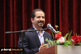 معاون پژوهشی وزارت علوم میهمان دانشگاه ملی مهارت در سومین همایش ملی مهارت‌افزایی:

از مدرک‌گرایی عبور کرده‌ایم/ لازمه توسعه آموزش‌های مهارتی هم‌افزایی ملی است/ تدوین نظام طبقاتی مشاغل در ایران یک ضرورت است