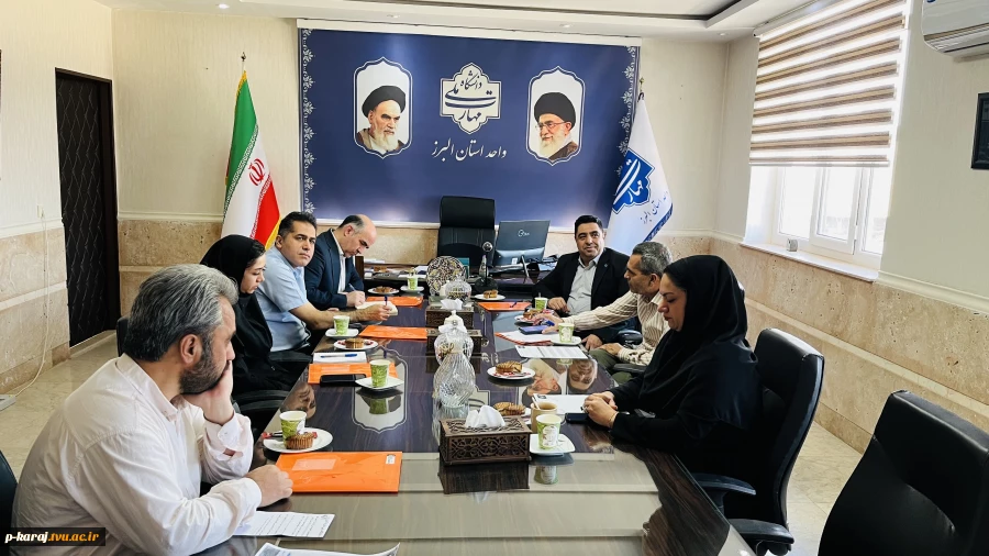 نشست ریاست دانشگاه ملی مهارت واحد استانی البرز با مدیر منابع انسانی شرکت مپنا 2