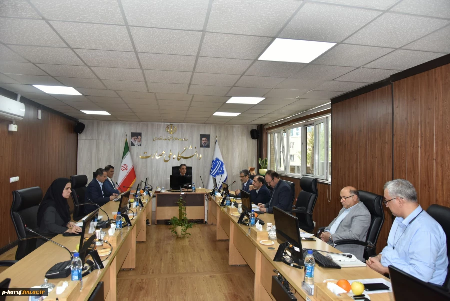 برگزاری جلسه نقش‌آفرینی دانشگاه در بازسازی و تاب‌آوری اجتماعی پس از جنگ تحمیلی رمضان 2